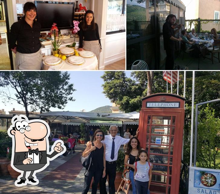 Siediti a un tavolo di Il Cavallino Rosso