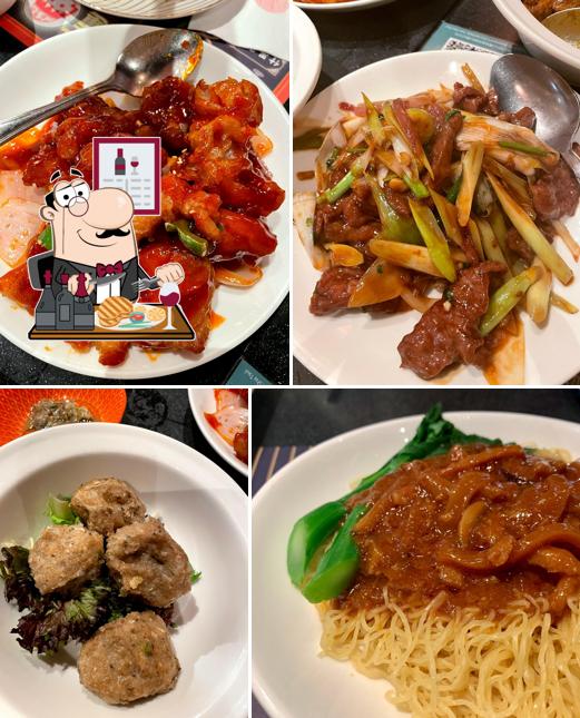 Try out meat meals at 蓮苑 Lian Yuan
