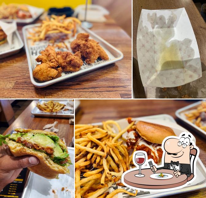 Best fried chicken in East Hanover restaurants, autumn 2023