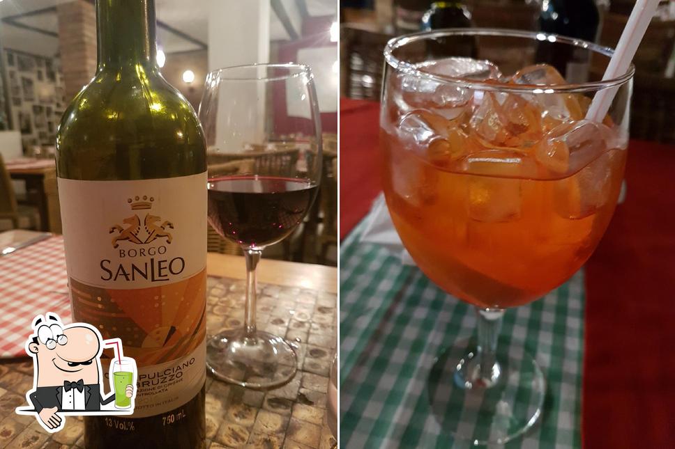 Desfrute de uma bebida no Restaurante Italiano Maurizio Gallo