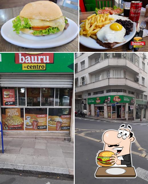 Os hambúrgueres do Bauru do Centro irão saciar diferentes gostos