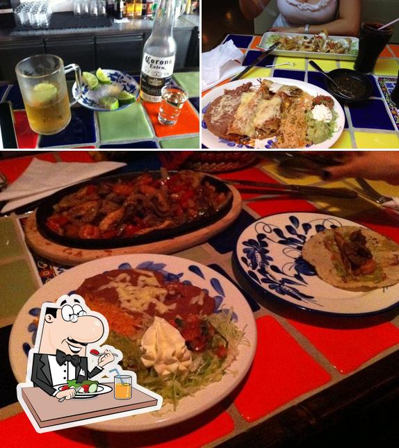 Фото, на котором видны еда и пиво в SABOR A MEXICO