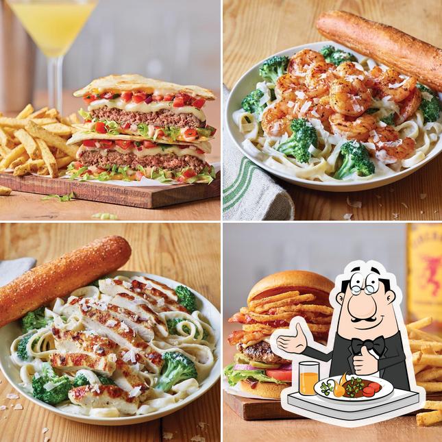 Applebee's Grill + Bar, 6798 Reisterstown Rd in Baltimore Restaurant