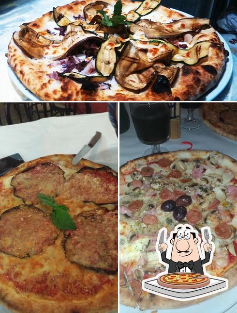 Ordina una pizza a Il Carciofo (Bar Pizzeria Trattoria)