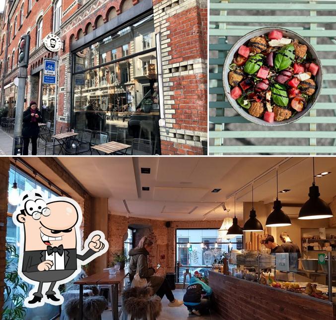 Mira las fotografías donde puedes ver interior y comida en We Feat Aarhus Guldsmedgade