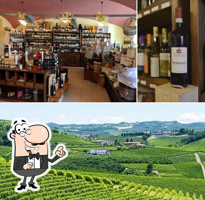 La foto di esterno e cibo da Enoteca Tenuta Montefantino