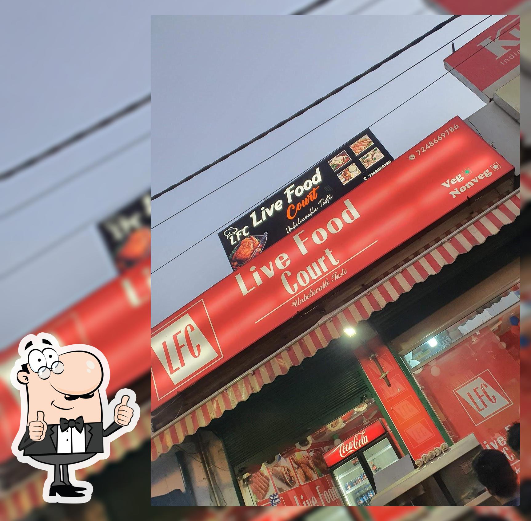 Live Food Court