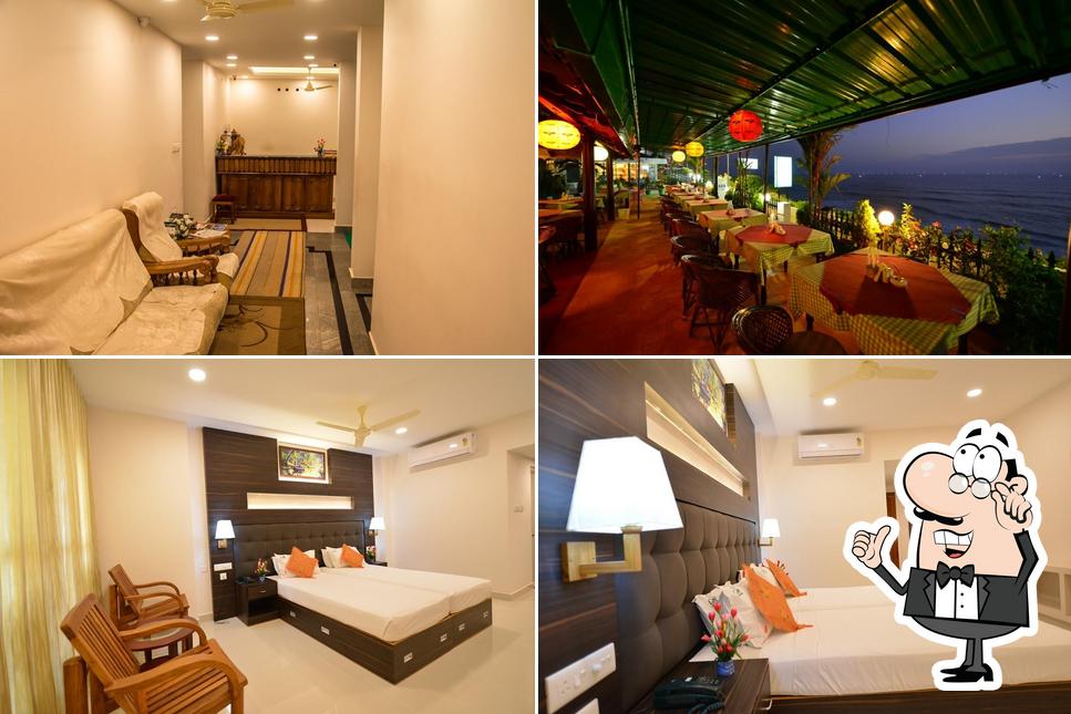 Check out how Hotel Green Palace looks inside
