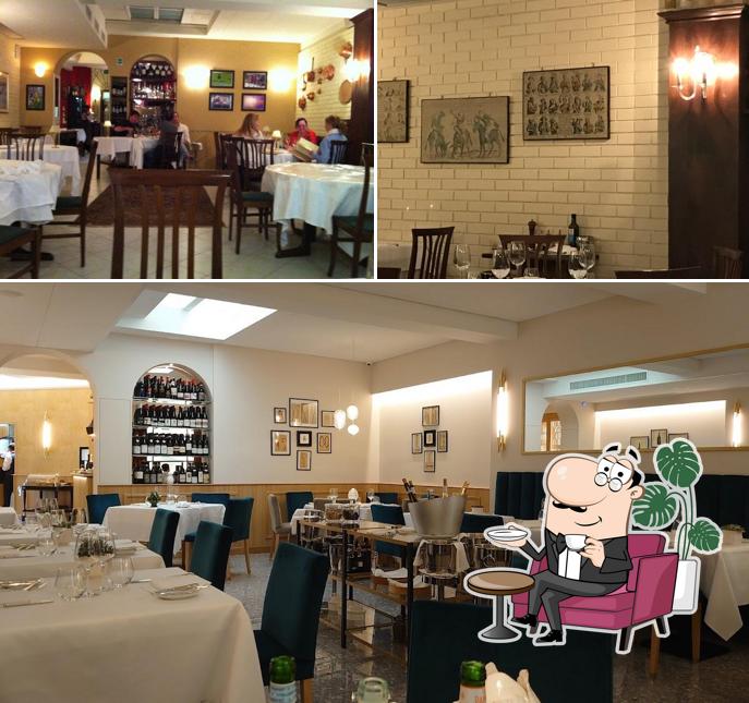 Siediti a un tavolo di Ristorante "A Mangiare"