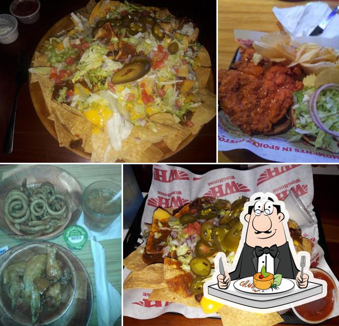 WingHouse Bar & Grill, 7790 US Hwy 19 N in Pinellas Park Restaurant