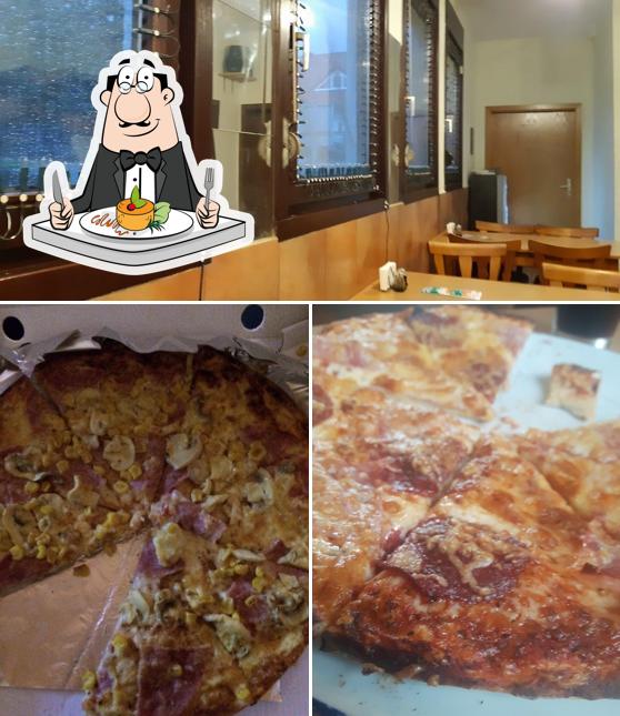 L’image de la nourriture et intérieur de Pizza Hot’s