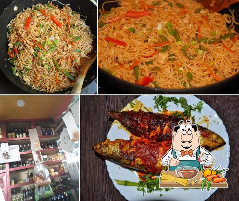 Spaghetti bolognese at Famous Bar & Restaurant