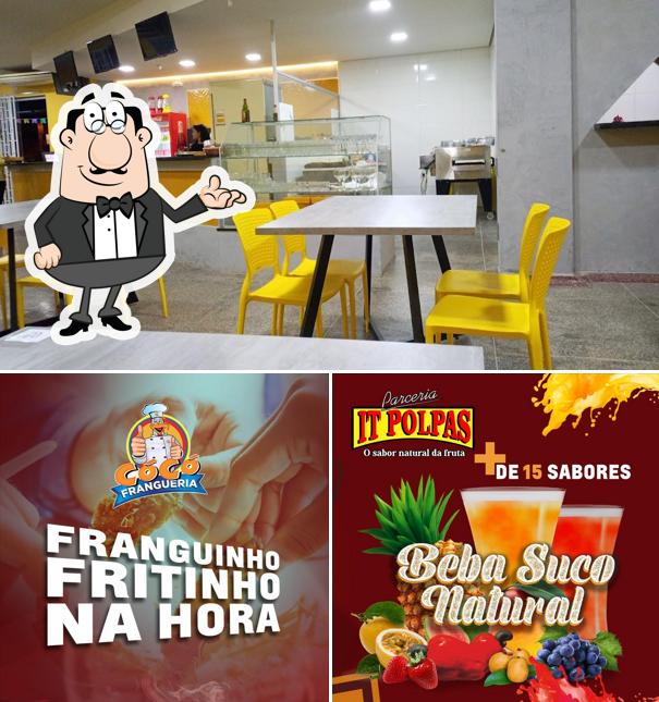 O interior do Cócó Frangueria