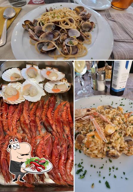 Prenez des fruits de mer à Ristorante Lo Scoglio