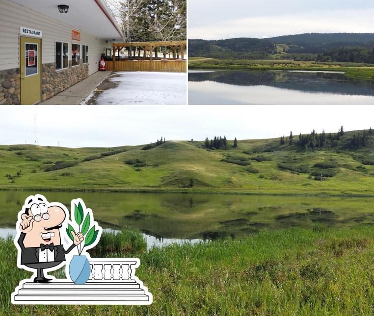 Buglers Dining Room and Lounge in Elkwater Restaurant reviews