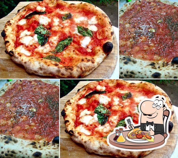 Get pizza at Ristorante Italia
