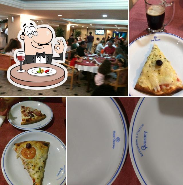 Comida em Restaurante e Pizzaria Famiglia Guarany