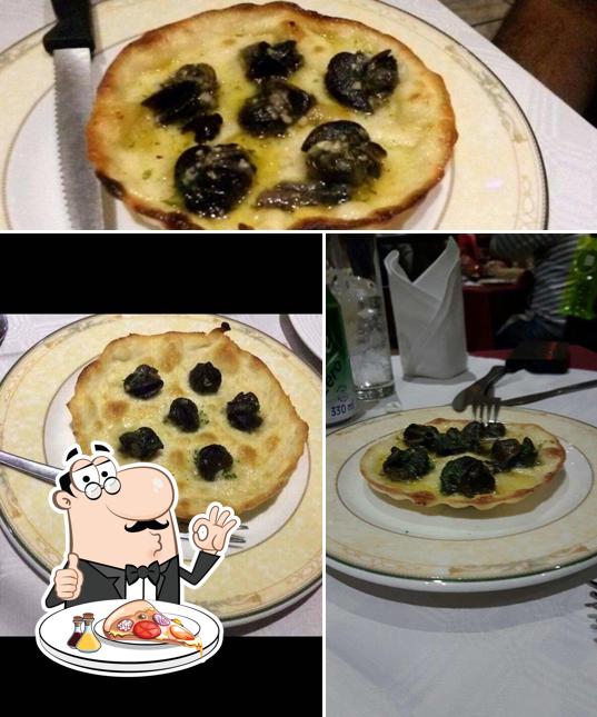 Pide una pizza en Er Buco Italian Restaurant