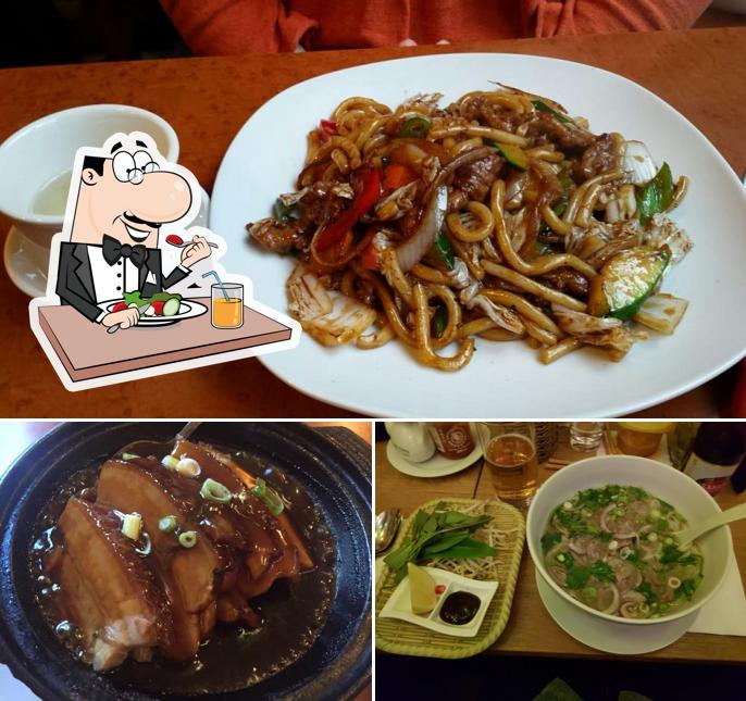 Еда в "China Restaurant Meng Yuan"
