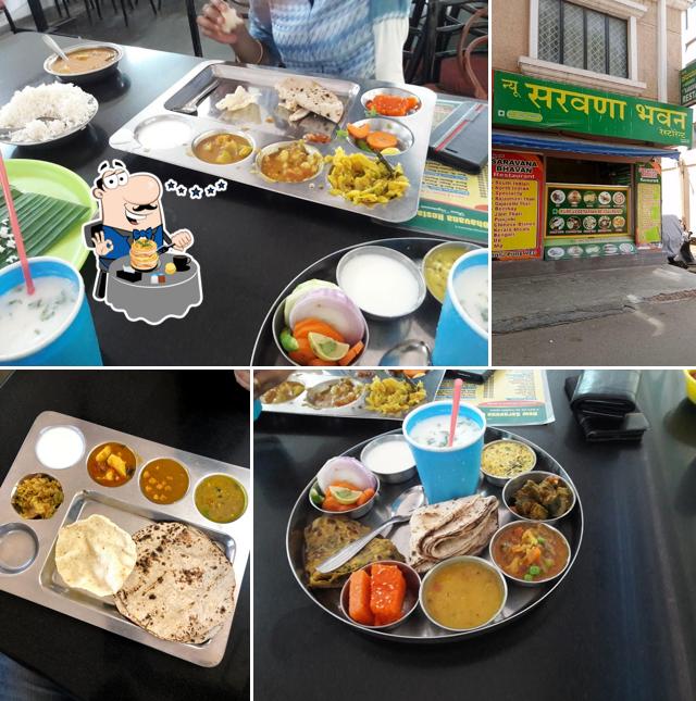 Food at New Saravana Bhavan Restaurant