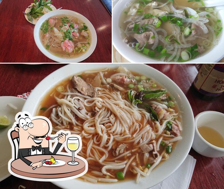 Еда в "Pho Pho Pho"