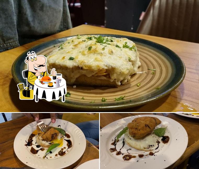 Food at The New Yorker Café