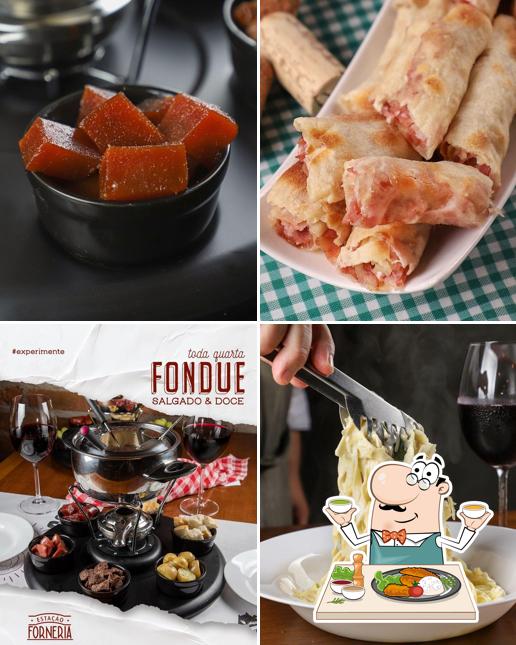 Comida em Estação Forneria