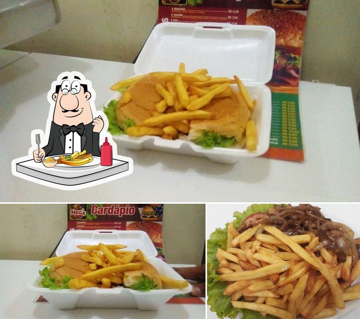 Prove batatas fritas no Mega Lanches N253