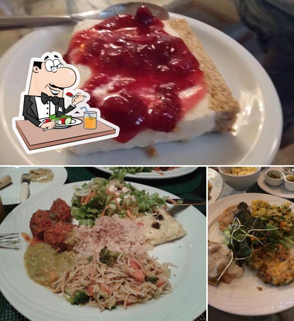 Comida em Restaurante Suprem