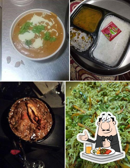 Food at Aahar Vihar Dhaba