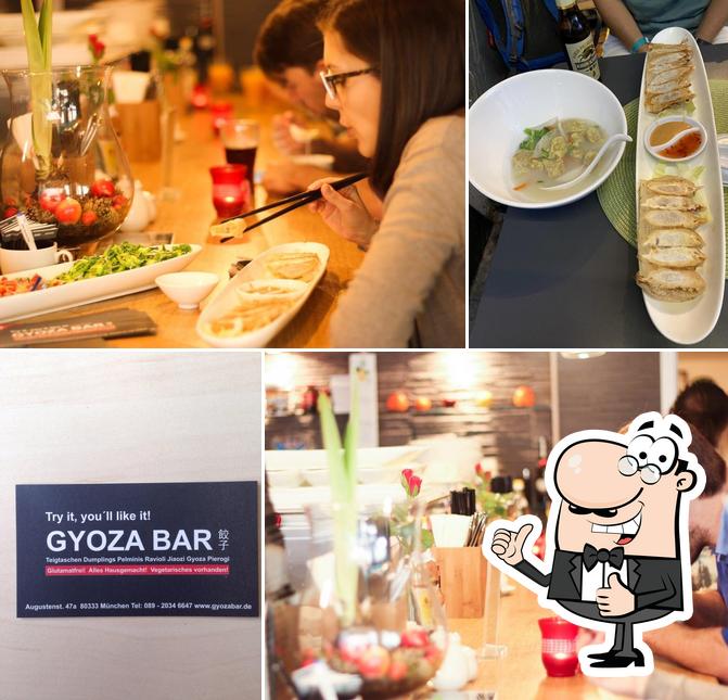 Regarder l'image de Gyoza Bar