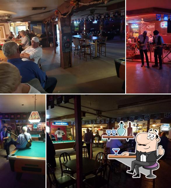 Wagon Wheel Post in Picture Rocks Restaurant reviews