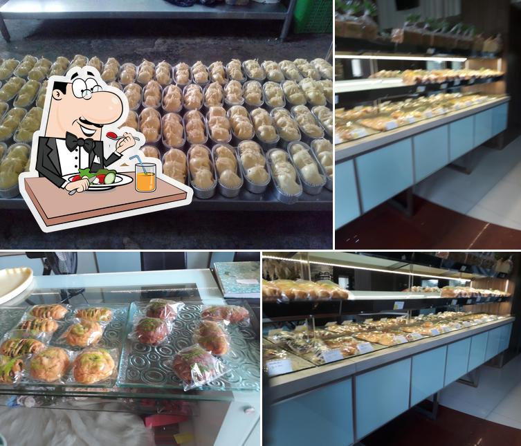 Shireen Bakery, Banjarmasin, MHGM+76M Restaurant reviews