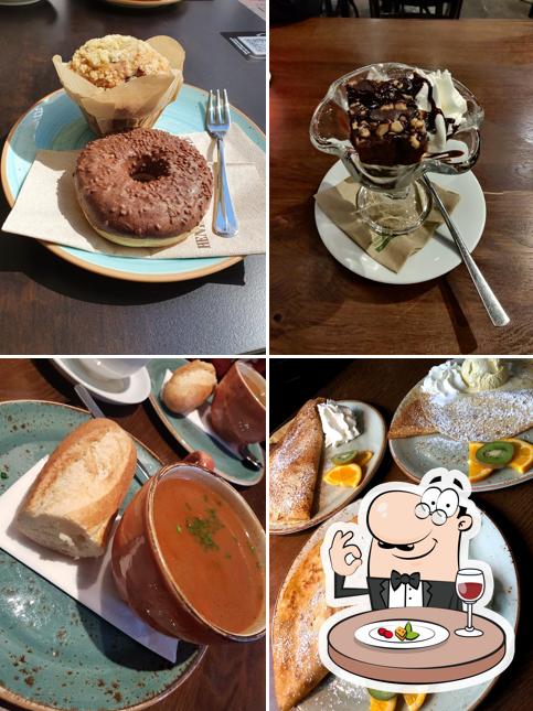 Henriettas Coffee World