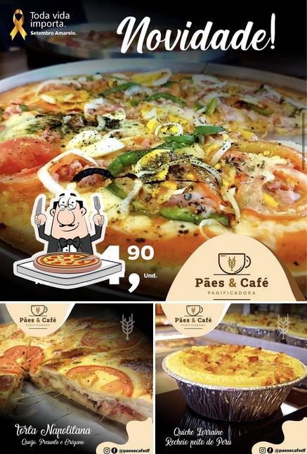 Peça pizza no Pães e Café Panificadora