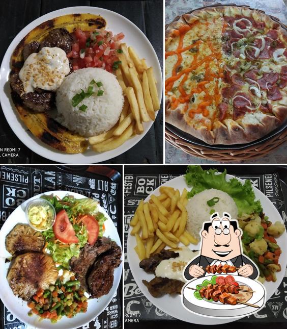 Comida em Anexo Retrô Pizzaria e Hamburgueria