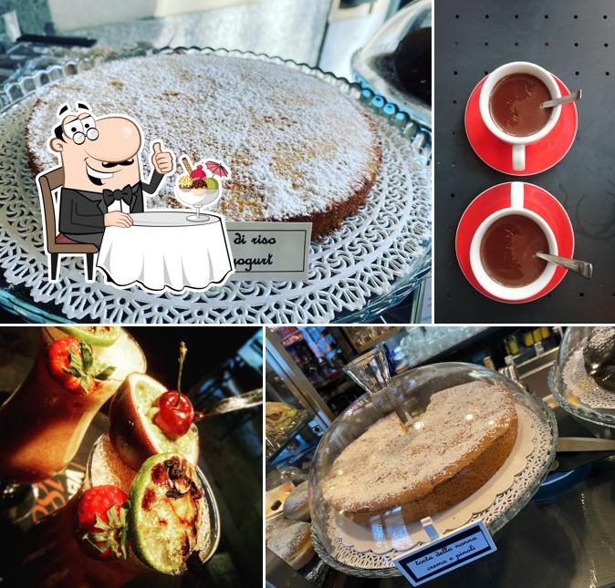 FAB - Coffee & Lounge Bar propone un'ampia gamma di dolci