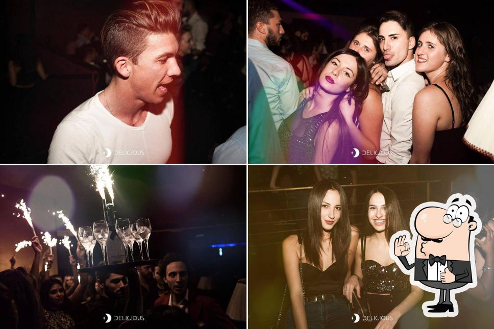 Guarda la foto di Freenight x Suite Club Villa Borghese Roma
