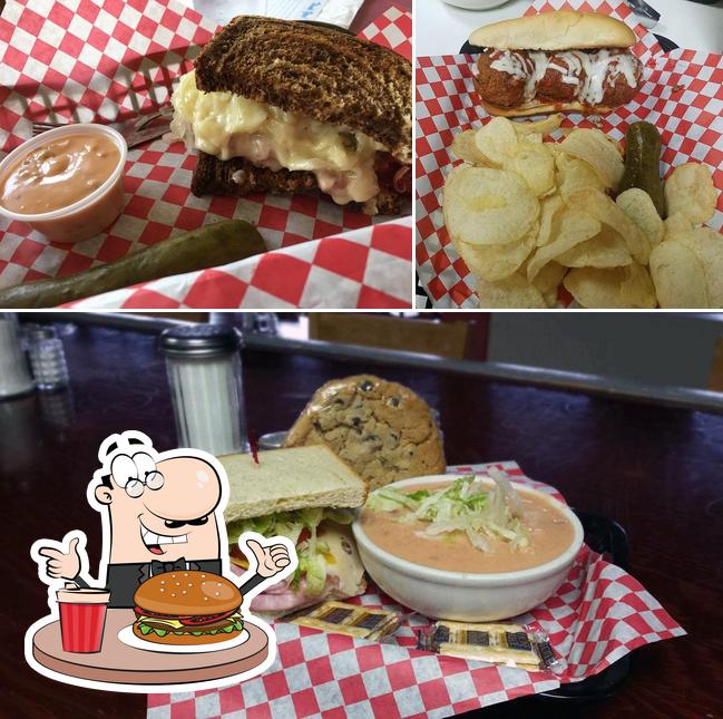 Menu of Lisa's Sandwich Den restaurant, Billings reviews and ratings