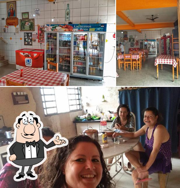 O interior do Skinão Lanchonete e Restaurante