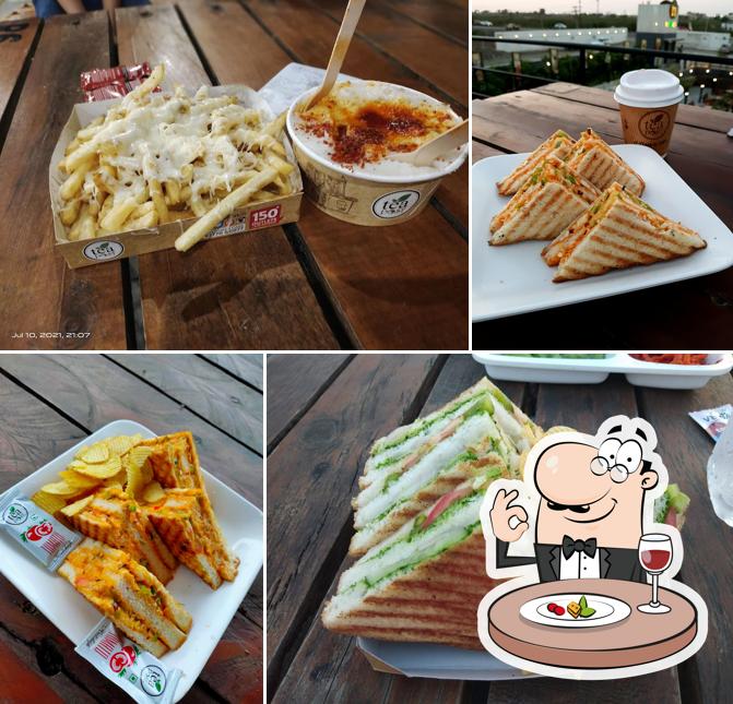Food at Tea Post - The Desi cafe