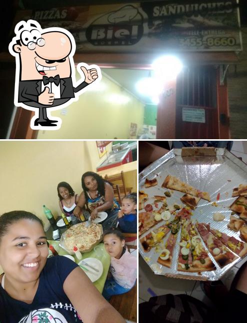 Look at the image of Pizzaria Biel Gospel