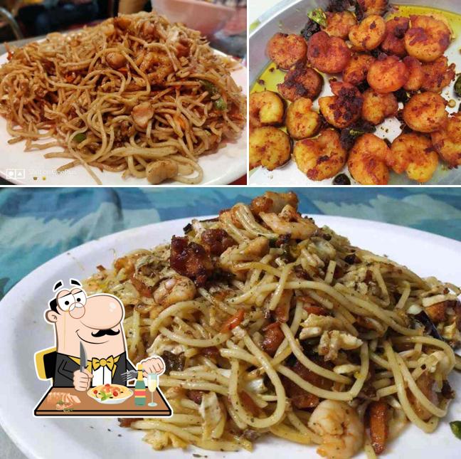 Pad thai at Urvashi Food Park