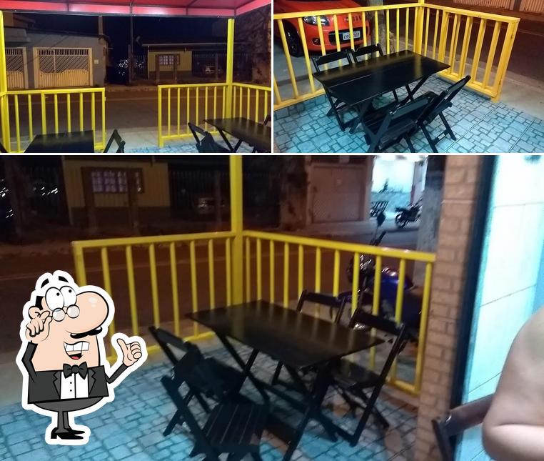 O interior do Pizzaria & Esfiharia Afonso Moreno