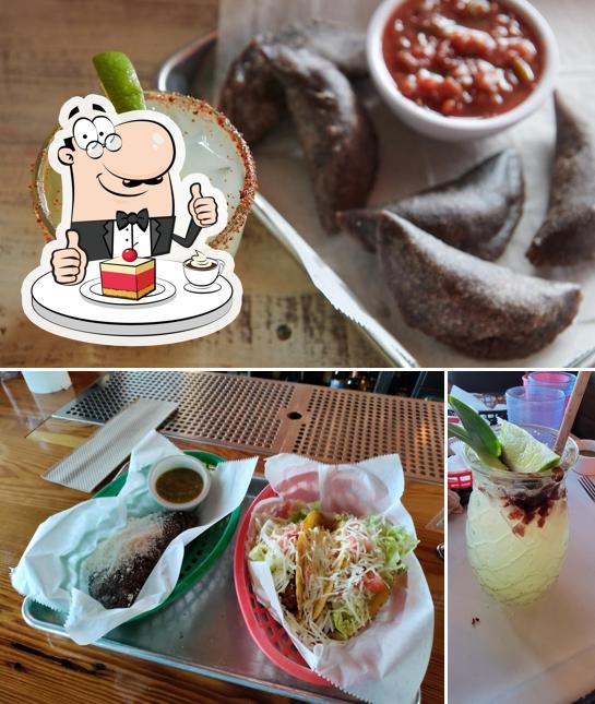 Pub y bar De Nada Cantina, Austin Carta del restaurante y opiniones