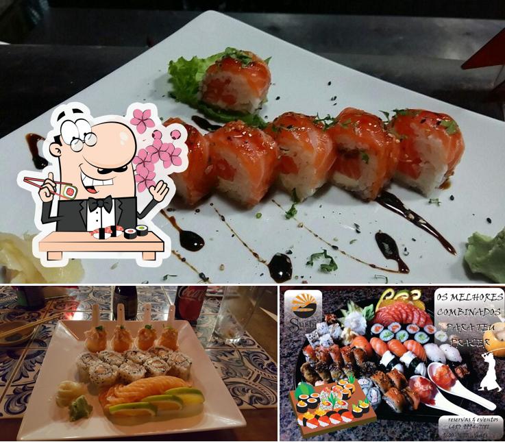 Rolos de sushi são servidos no Sushi da Mole