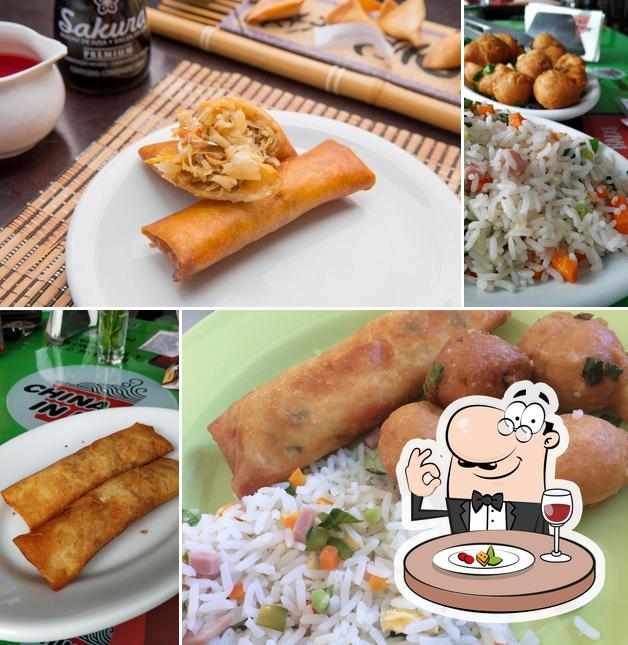 Platos en China In Box Boa Viagem: Restaurante Delivery de Comida Chinesa, Yakisoba, Rolinho Primavera, Biscoito da Sorte