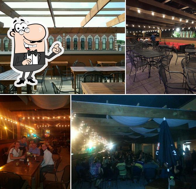 The Rooftop Bar in Des Moines Restaurant reviews