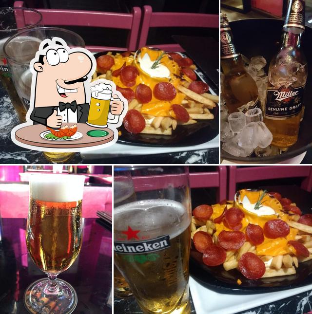Dos Bacanas Bar
