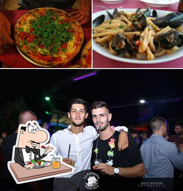 Dai un’occhiata alla foto che mostra la cibo e bancone da bar di Bar La Kambusa